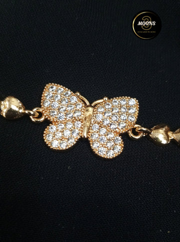 Stainless Steel Beautiful Butterfly Design Bracelet – Delicate Charm for Girls &amp; Women